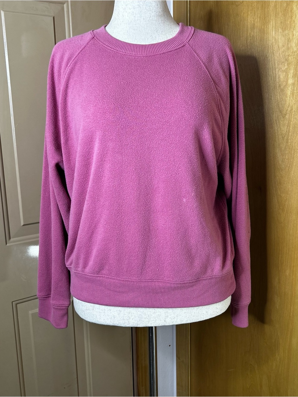 Victoria's Secret Fleece Crewneck Sweatshirt in Rose Pink
